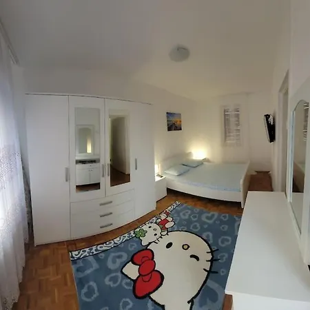 Cozy Apartment